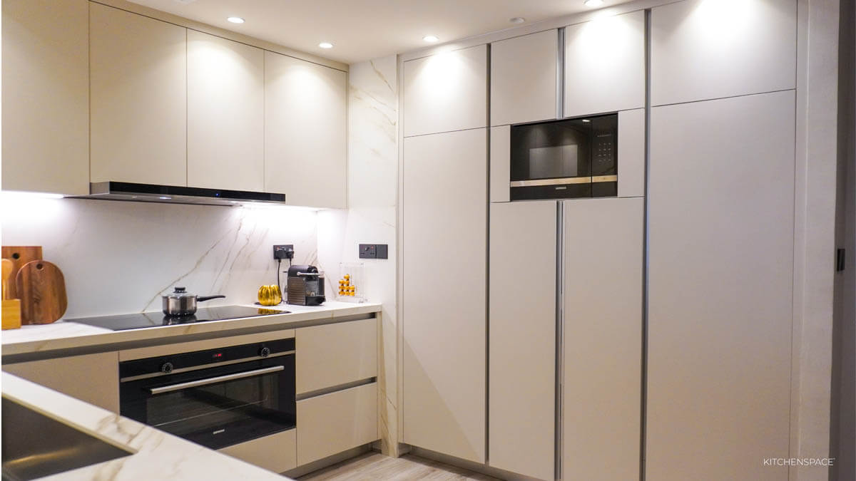 Luxurious Neutral Kitchen